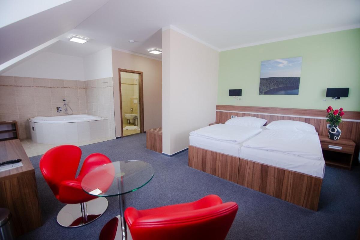 Hotel Jezerka Seč 외부 사진