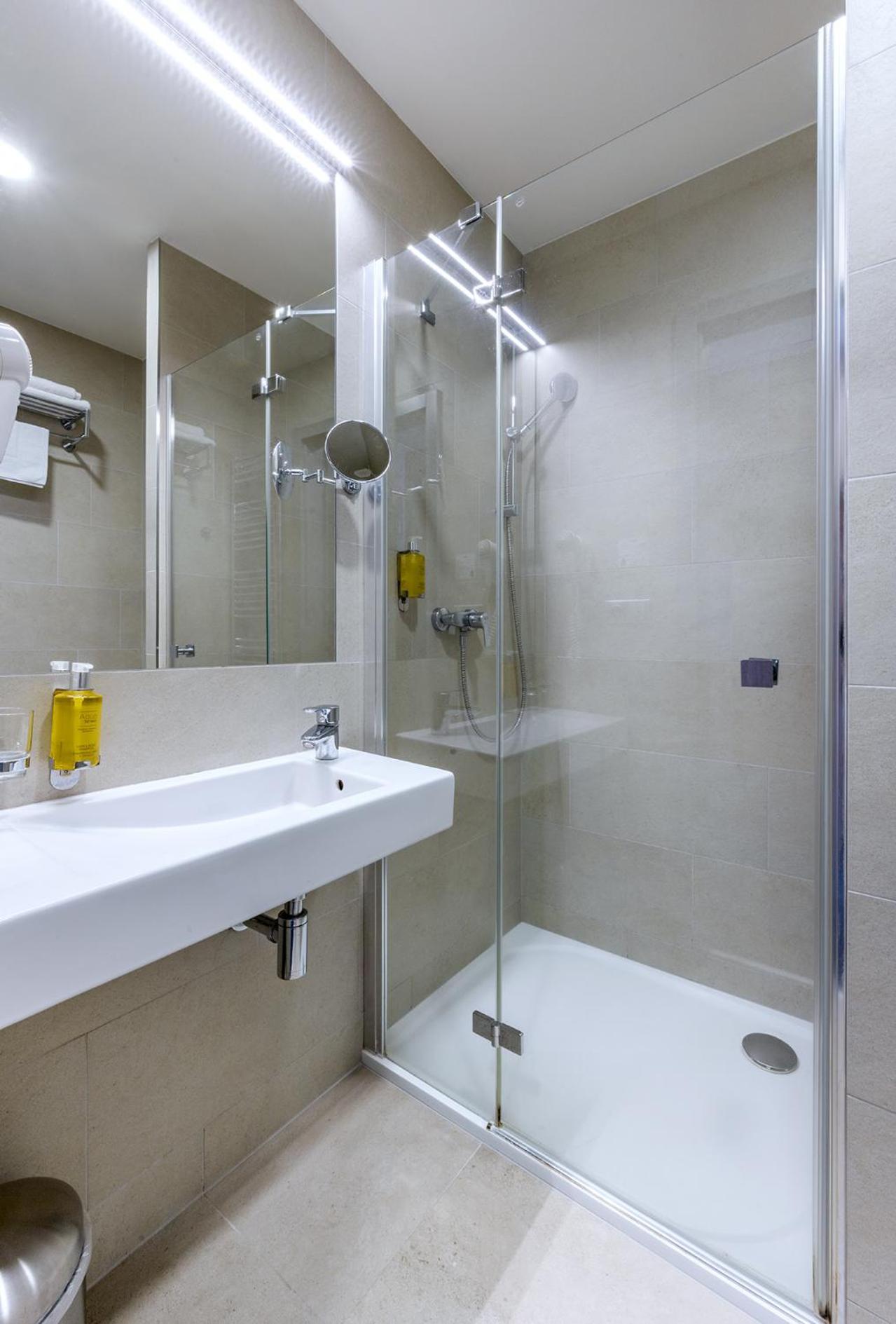 Hotel Jezerka Seč 외부 사진