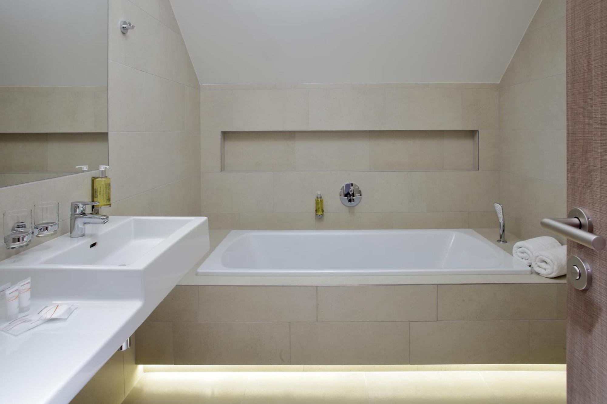 Hotel Jezerka Seč 외부 사진