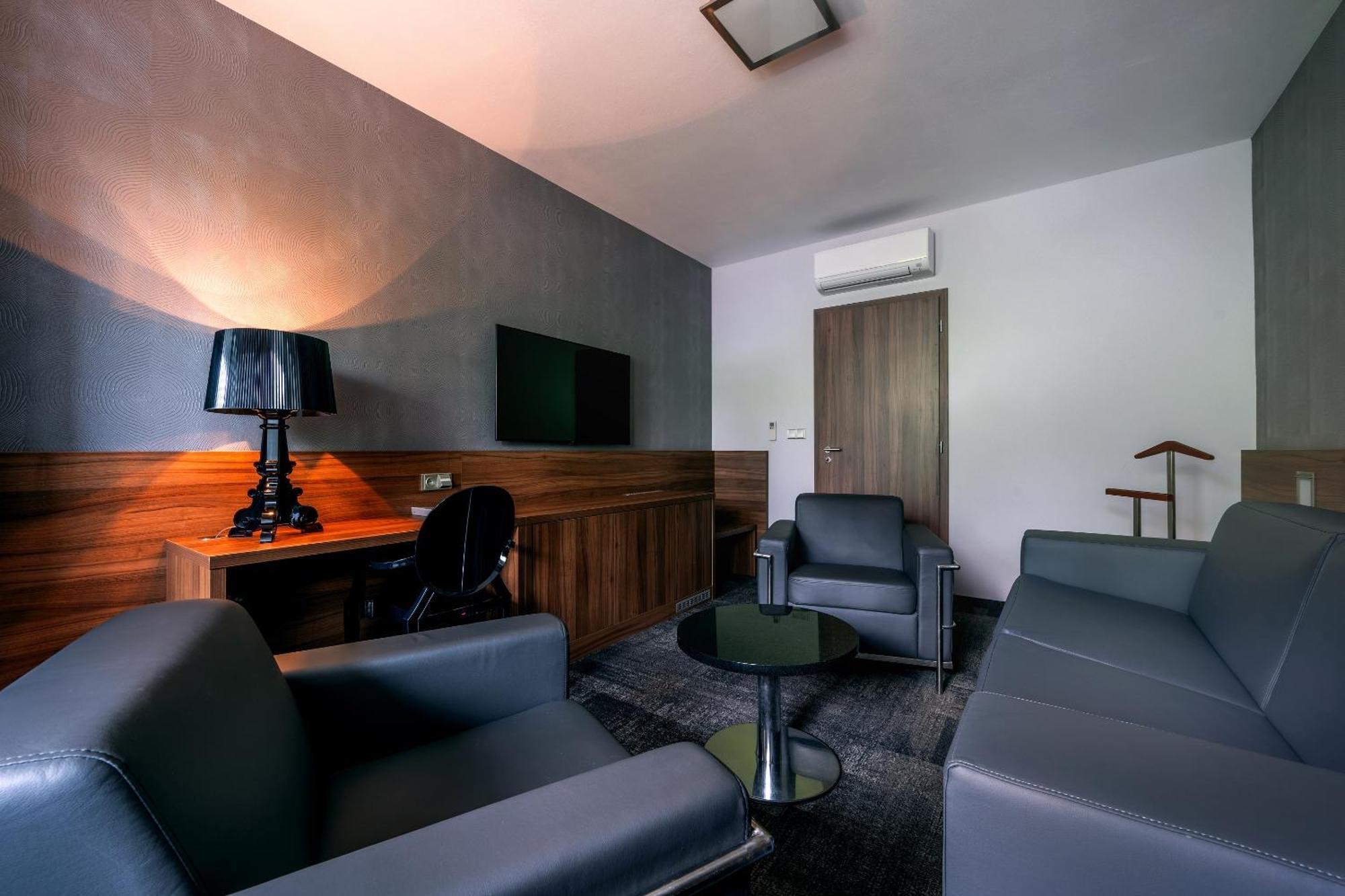 Hotel Jezerka Seč 외부 사진
